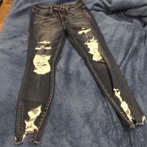 American eagle ripped skinny jeans Sz. 8 😍😍